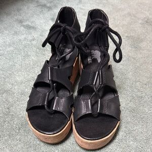 Sorel Black Wedge Shoes with Modern Design